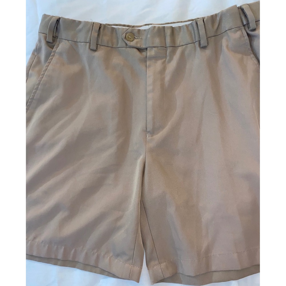 Jos. A. Bank Leadbetter Golf Shorts Mens 34 Khaki Tailored Fit Performance Tan